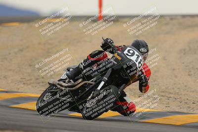 media/Jan-14-2023-SoCal Trackdays (Sat) [[497694156f]]/Turn 12 (120pm)/